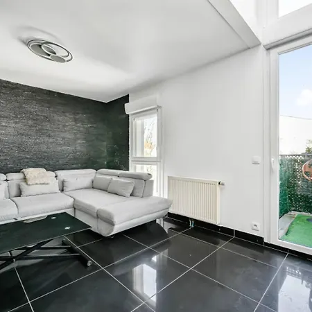 Spacious Duplex - 8 Guests - Pantin, Paris