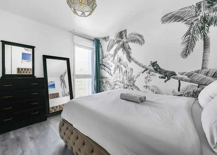 Lejlighed Spacious Duplex - 8 Guests - Pantin, Paris *
