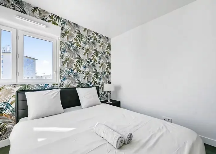 Spacious Duplex - 8 Guests - Pantin, Paris