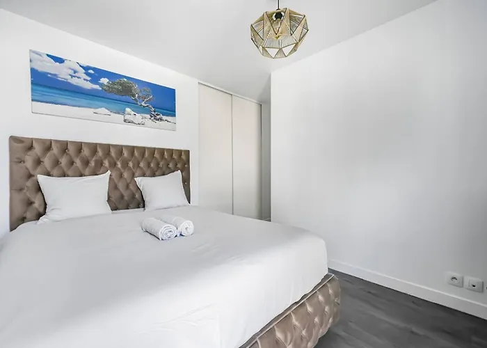 Spacious Duplex - 8 Guests - Pantin, Paris Pantin